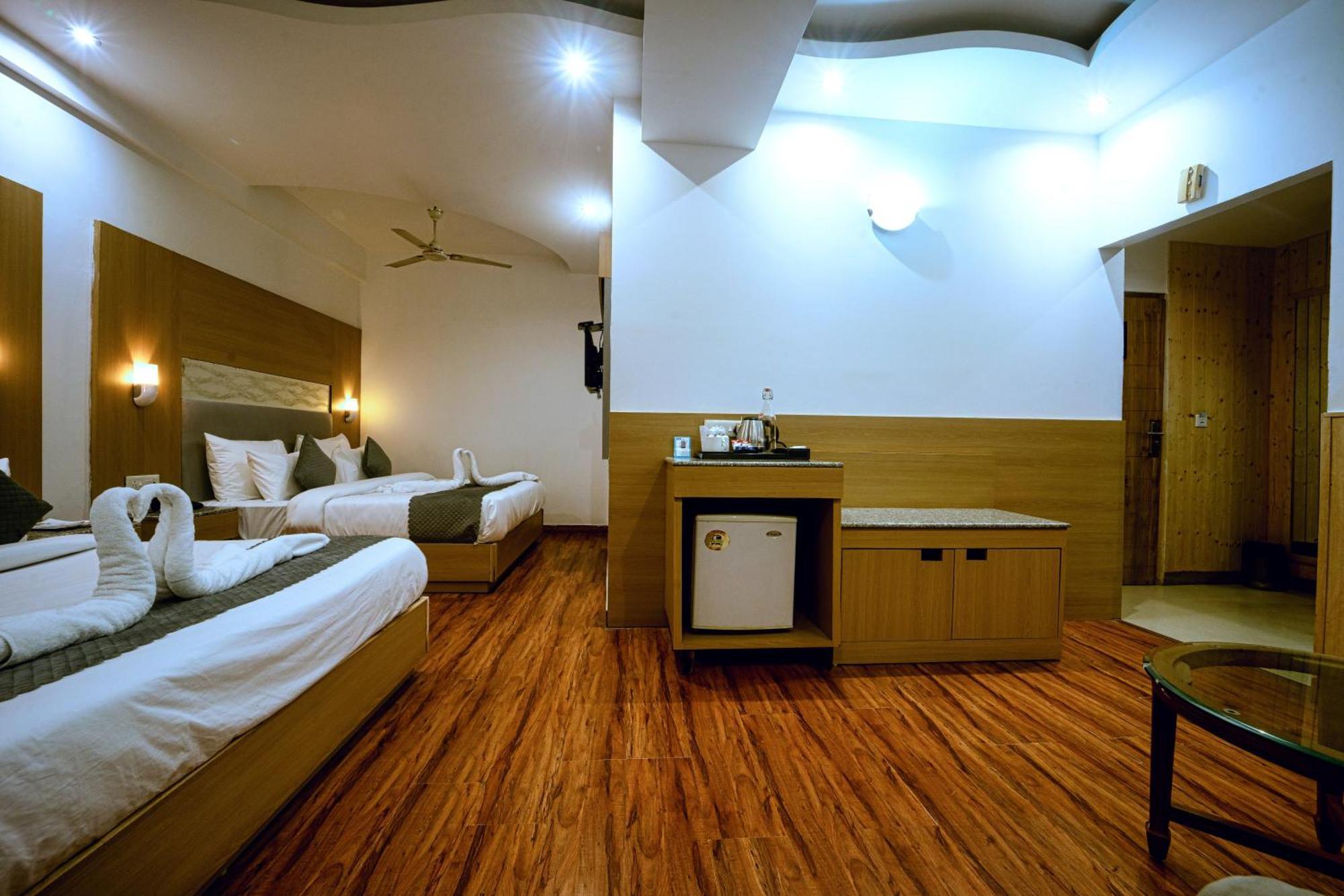 Hotel Grand Legacy Beacon, Dehradun Exterior foto