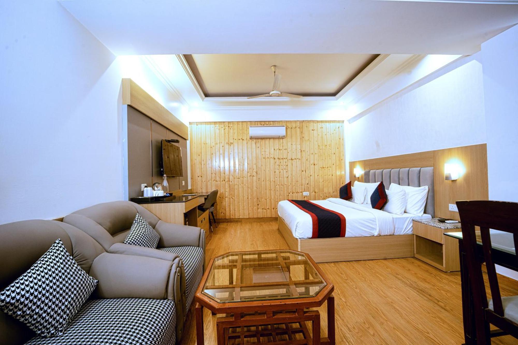 Hotel Grand Legacy Beacon, Dehradun Exterior foto