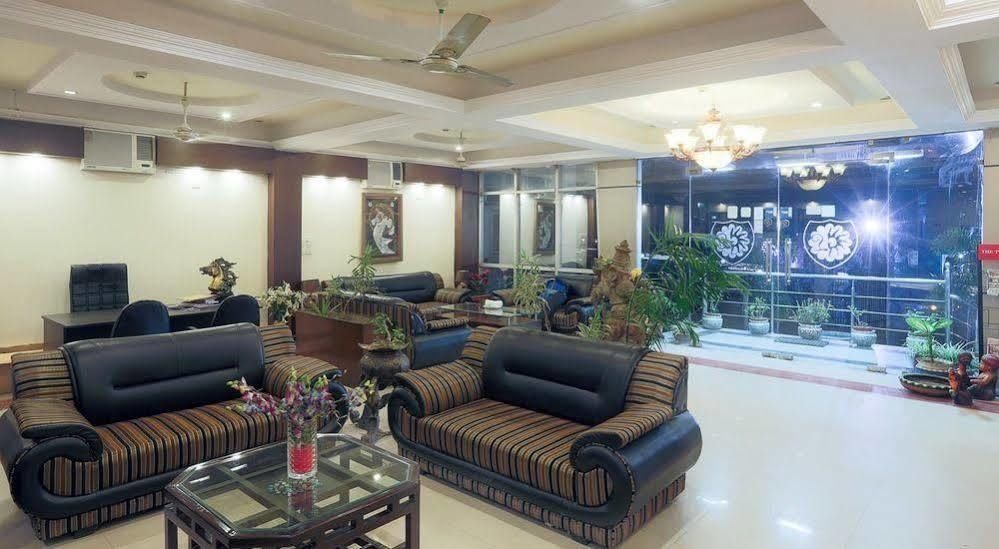 Hotel Grand Legacy Beacon, Dehradun Exterior foto